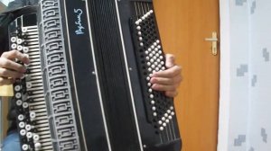 маленькой елочке холодно зимой на баяне видео урок