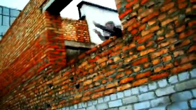 Украина, Черкассы, ЮЗР - Паркур 2010.avi смотреть онлайн