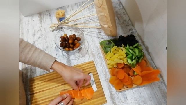 Мастер-класс по изготовлению букета на каркасной основы Workshop on making bouquet on a frame basi смотреть онлайн