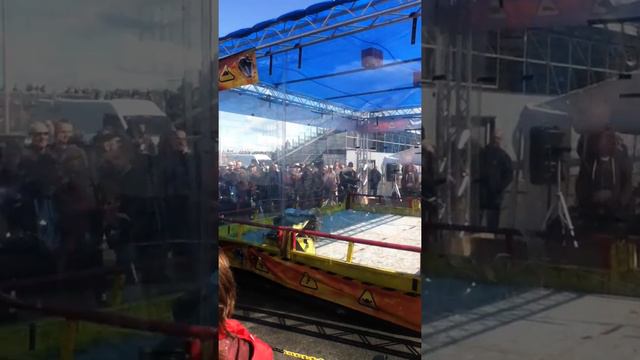 Robot Wars Santa Pod 25/05/2014 - Behemoth vs Ripper смотреть онлайн