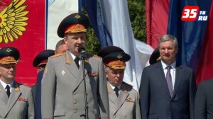 Звон монет, чеканный шаг, вальс и 7 золотых медалей: юбилейный выпуск курсантов ЧВВИУРЭ