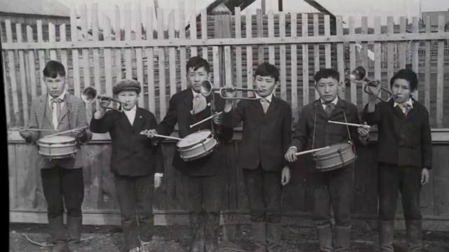 2020 10 29 Комсомол Кунэ. День Комсомола. Архивные фото. с.Сунтар смотреть онлайн