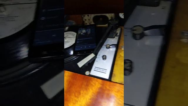 Радиола "Рекорд 314" в качестве усилителя смотреть онлайн