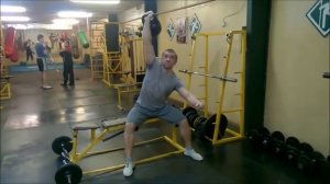 Рывок гири 40 кг сидя. One arm seated snatch kettlebell 40 kg