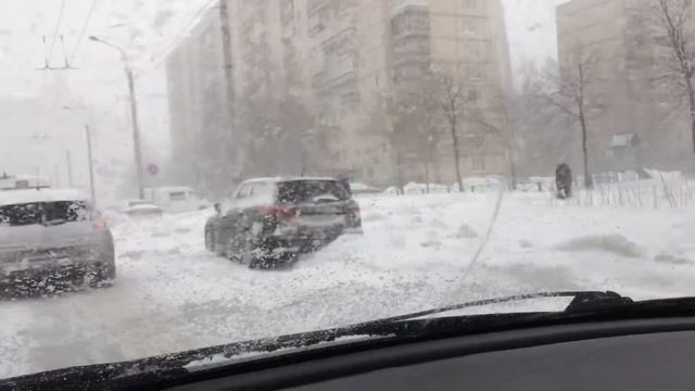 Пробки! Снег! Санкт-Петербург) смотреть онлайн