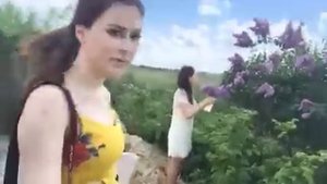 Юлия Пушман с Кариной на Даче Снимаем Новый Влог