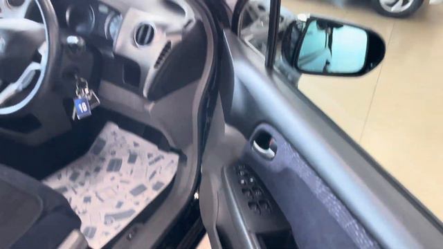 Honda Stream, 2010 год смотреть онлайн