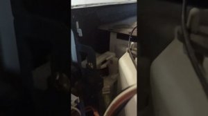 Микроволновка самсунг. Отключается не включившись.