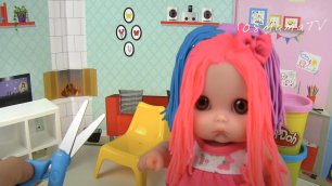 Куклы Красивые Причёски Играем с Плей До Пластилин Мультик Для детей Игрушки
