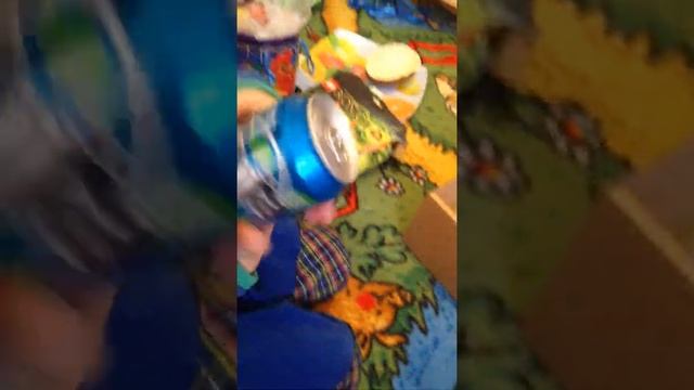 Открываем Сюрприз Бокс вкусняшку за 2000р смотреть онлайн