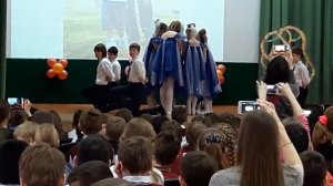 Вальс на 8 марта в школе