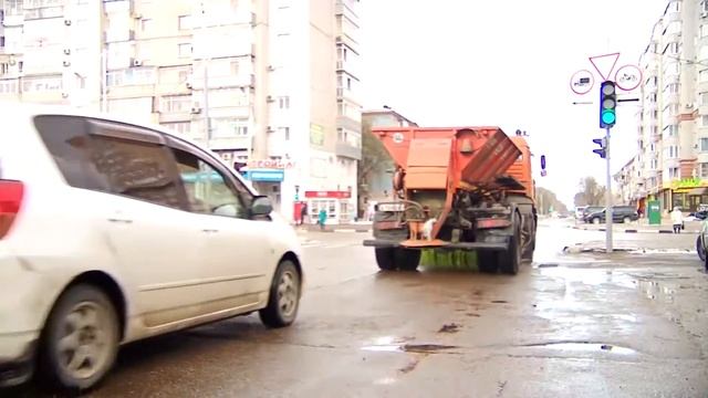 За ночь в городе выпало 3 миллиметра осадков - 43% от декадной нормы смотреть онлайн