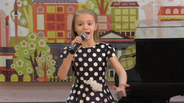 Яна Гончарова
Э.Калашникова "Кто зажигает звёзды"