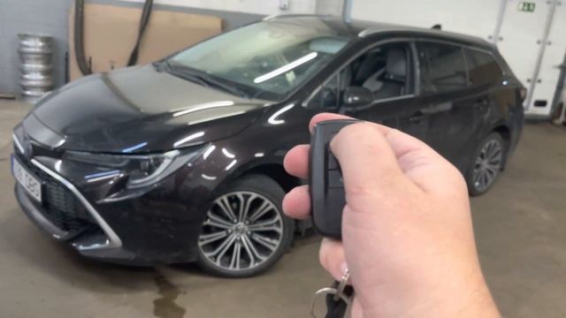 Sigma15 на Toyota Corolla hybrid 2019 смотреть онлайн