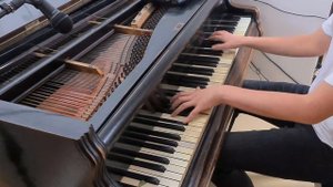 The Awesome Piano - Piano X Looper (Peter Bence)
