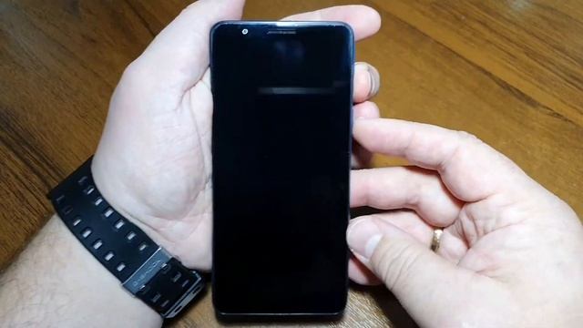 SAMSUNG GALAXY A01 CORE SM-A013F/DS vibrates but not turns on / вибрирует, но не включается смотреть онлайн