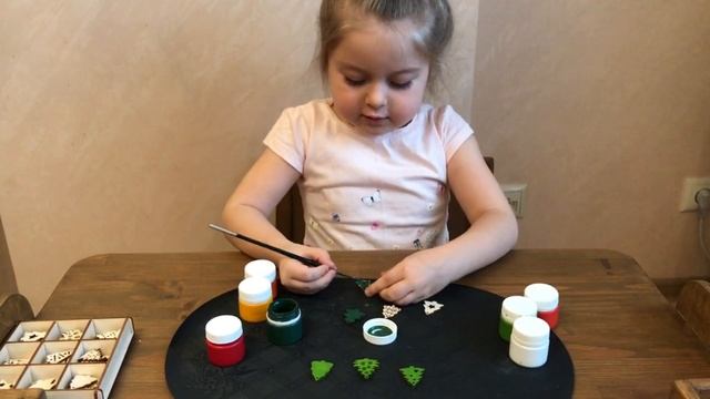 Урок - Расписные Елочки смотреть онлайн