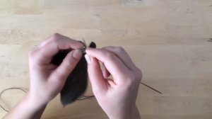 Мастер класс Жилет для мишки спицами 1 часть