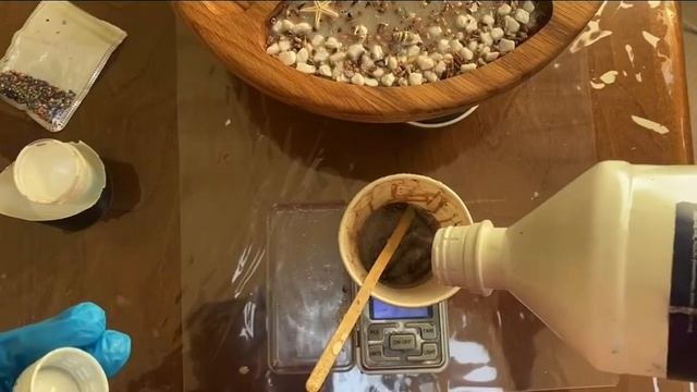 Секреты мастеров/Творческая мастерская/Мастер-класс/Эпоксидная смола/Декорирование менажницы