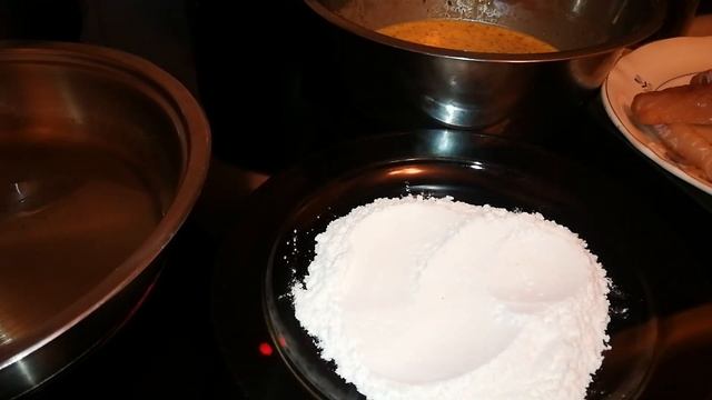 Многие готовят филе минтая в кляре по этому рецепту.Рецепт на сковороде