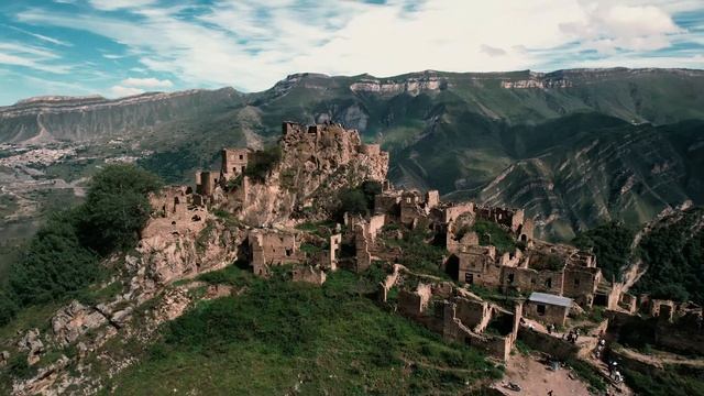 Гамсутль и Кахиб, старейшие аулы Дагестана смотреть онлайн