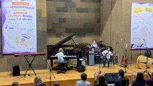 Н. Мордасов  -  "Слушай ритм"