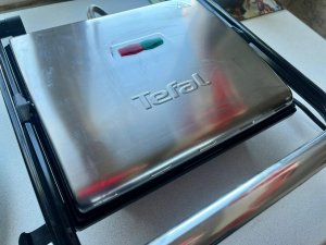 Электрогриль от Tefal. Бюджетный и полезный прибор!