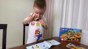 Lego ,как собирают Lego