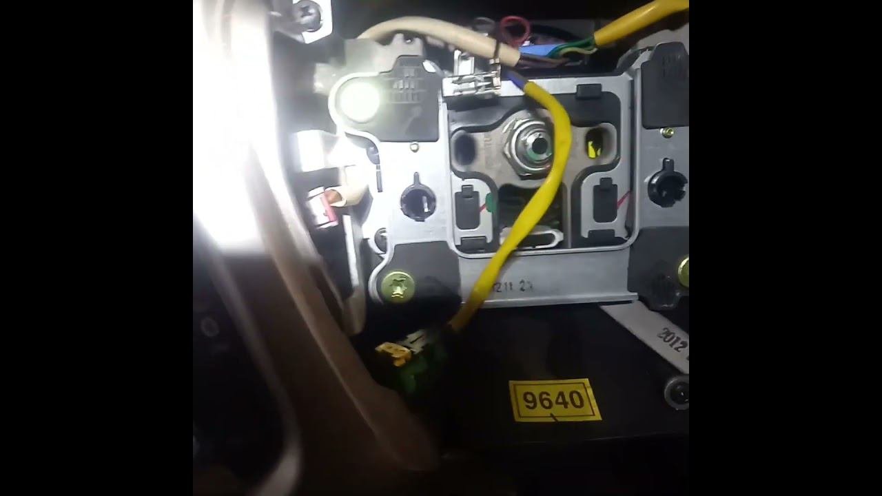 Шевроле Каптива #automobile #снятие #подушкабезопасности