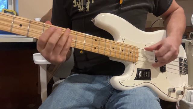 Fender Player Series Precision Bass Olympic White смотреть онлайн