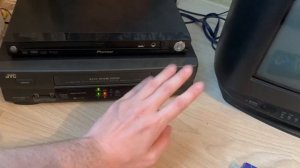 КАК СТЕРЕТЬ ЗАПИСЬ С VHS КАССЕТЫ
