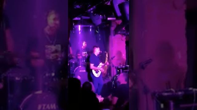 Мой день Рождения, Пою Звезда по имени солнце#кавер #кино #черныйквадрат смотреть онлайн