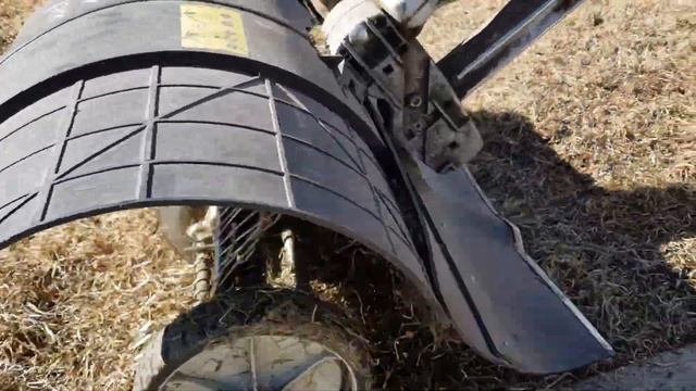 Весенние работы на газоне смотреть онлайн