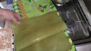 чистка силиконового коврика при помощи домашнего геля для уборки