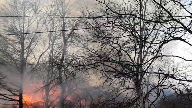 Сахалинская область, г Оха. Горит ТЦ Океан. смотреть онлайн