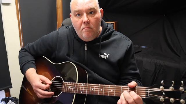 Gibson j45 Standard Vintage Sunburst demo смотреть онлайн