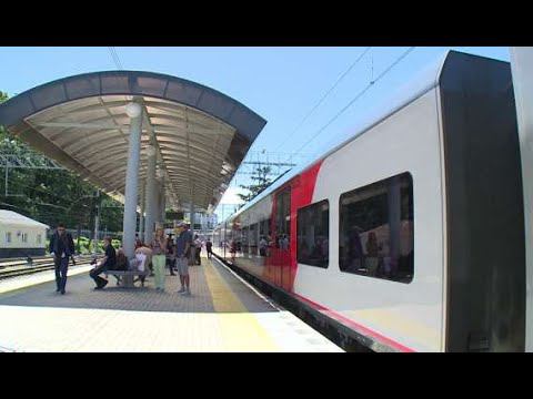 Вокзалы Сочи и Адлера обслужили 5,5 млн пассажиров с начала года смотреть онлайн