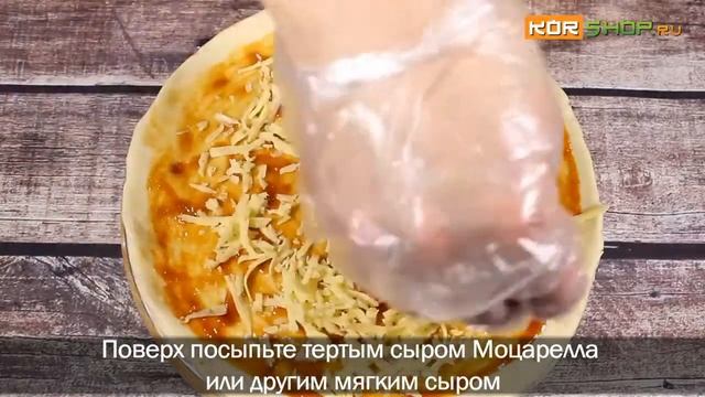 Корейская кухня: Пицца с кимчи и морепродуктами