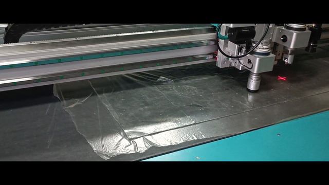 Планшетный режущий плоттер ProfiCut. Резка армированной резины смотреть онлайн