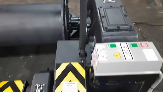 Лебедка электрическая ж/д ТЛ-8Б пр-ва ООО "НовоТех"