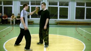 Выведение из равновесия - СКОВАНОГО и НАПРЯЖЁННОГО.