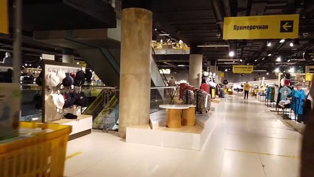 Торговая Галерея "Модный сезон" В гостинице «Москва» на Манежной площади ул. Охотный ряд смотреть онлайн