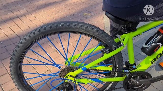 Тёплые, осенние денёчки в Испании. Прогулка с детьми. Вкусный грибной пирог. смотреть онлайн