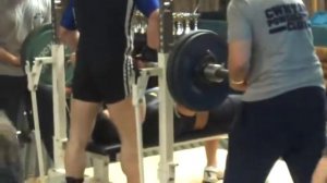 dave foster benches a new pb of 170kg@ 103kg