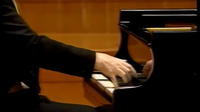 Ludwig van Beethoven : Klaviersonate Nr.30 E-dur, Op.109 - Alfred Brendel смотреть онлайн