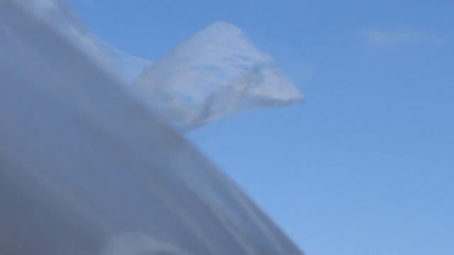 Играем с ветром и полиэтиленовой плёнкой смотреть онлайн