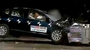 Nissan teana crash test