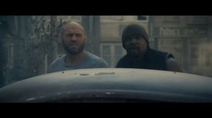 Чак Норрис в "Неудержимые 2".