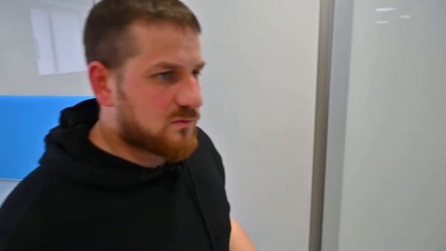 2 способа сделать кухню уникальной: Рамки и Пеналы