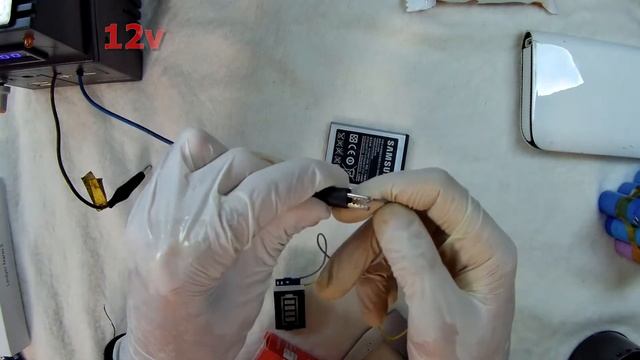 Индикатор уровня заряда батареи 12v .